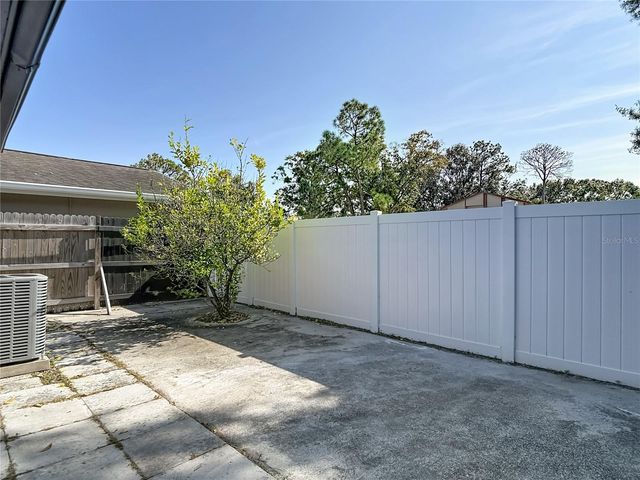 5141 SPRINGWOOD DRIVE, Tampa, FL 33624