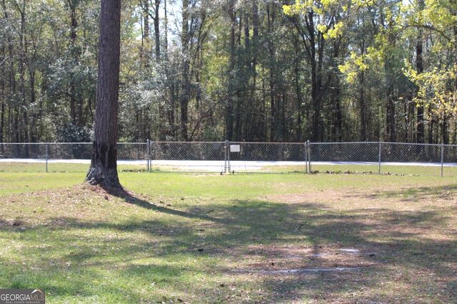 1606 Homestead Drive, Ellabell, GA 31308