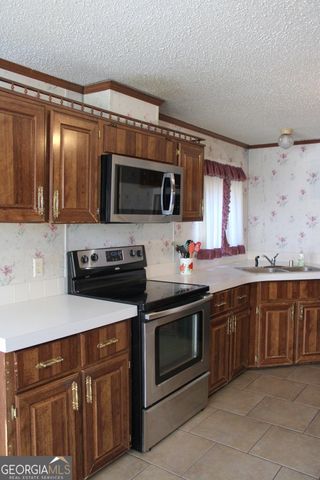 1606 Homestead Drive, Ellabell, GA 31308