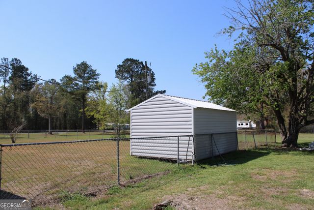 1606 Homestead Drive, Ellabell, GA 31308