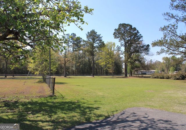 1606 Homestead Drive, Ellabell, GA 31308