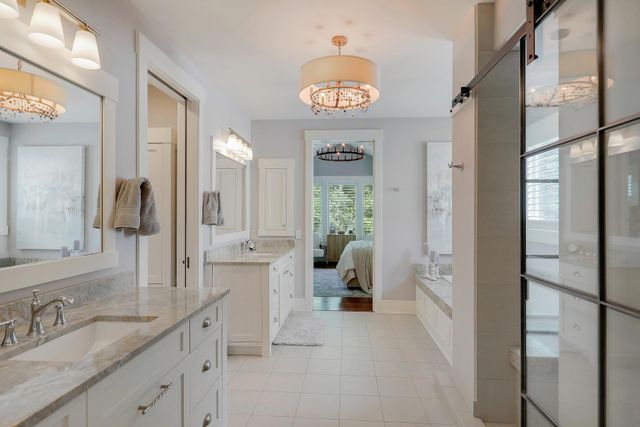 415 Carpenters Pt, Wayzata, MN 55391