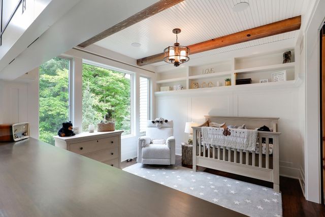 415 Carpenters Pt, Wayzata, MN 55391