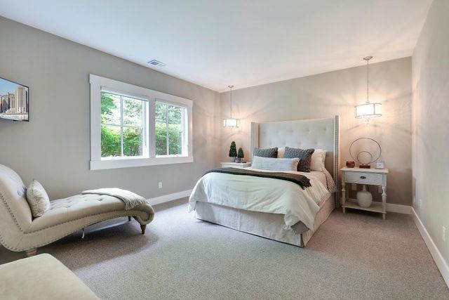 415 Carpenters Pt, Wayzata, MN 55391