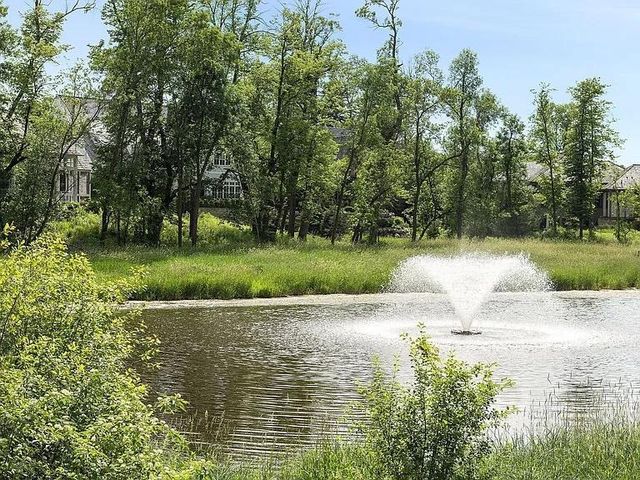 415 Carpenters Pt, Wayzata, MN 55391