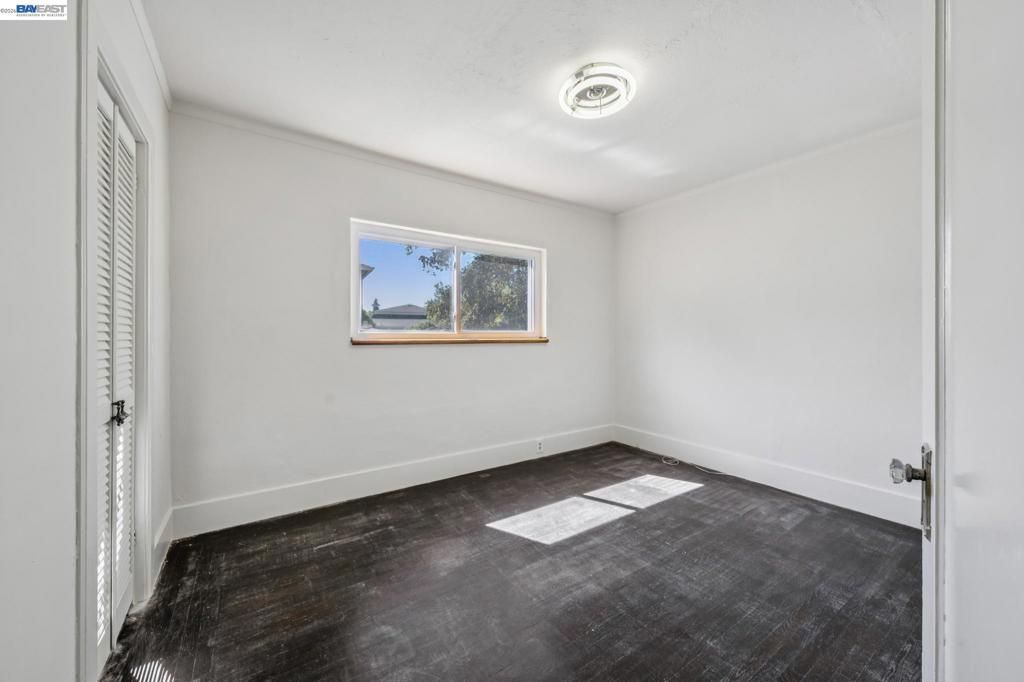 Image 13 of property listing at 3231 Wisconsin St, Oakland, CA 94602