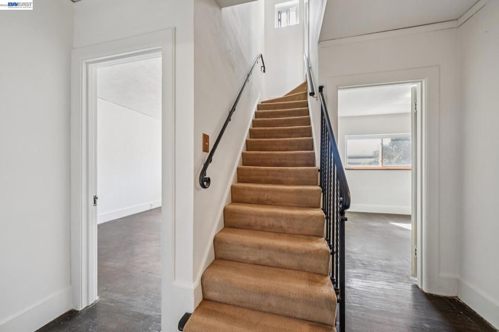 Image 14 of property listing at 3231 Wisconsin St, Oakland, CA 94602
