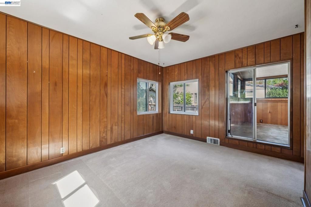 Image 15 of property listing at 3231 Wisconsin St, Oakland, CA 94602
