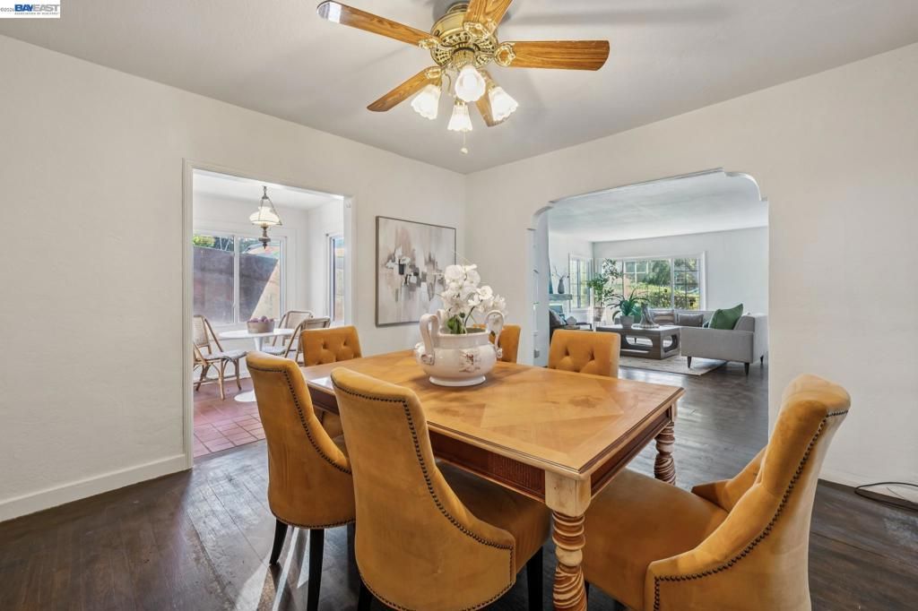 Image 6 of property listing at 3231 Wisconsin St, Oakland, CA 94602