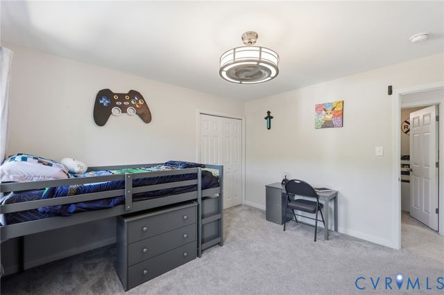 14101 Ramsey Ct, Chester, VA 23831