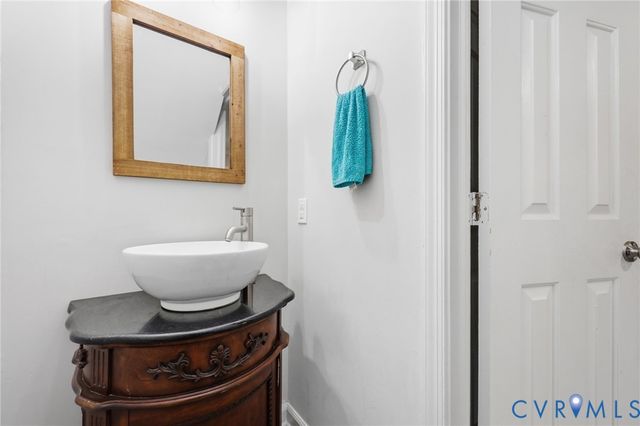 14101 Ramsey Ct, Chester, VA 23831