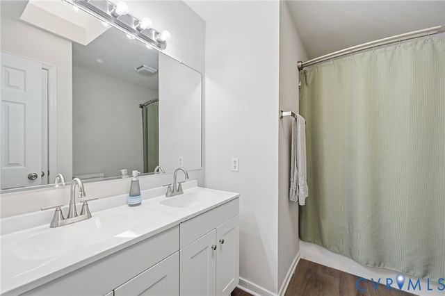 14101 Ramsey Ct, Chester, VA 23831