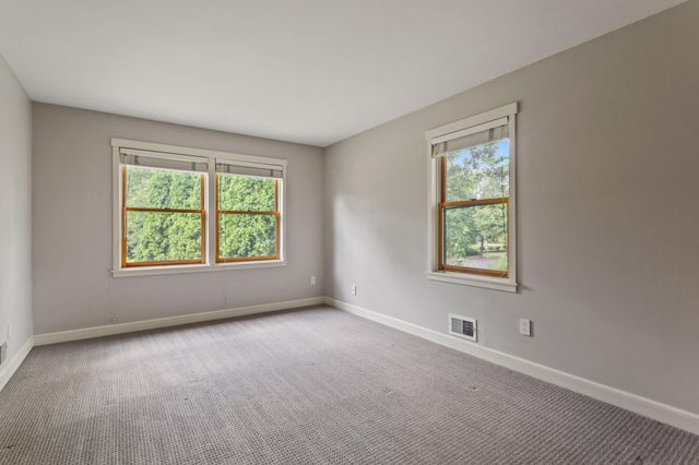 2321 Pillsbury Avenue S, Minneapolis, MN 55404