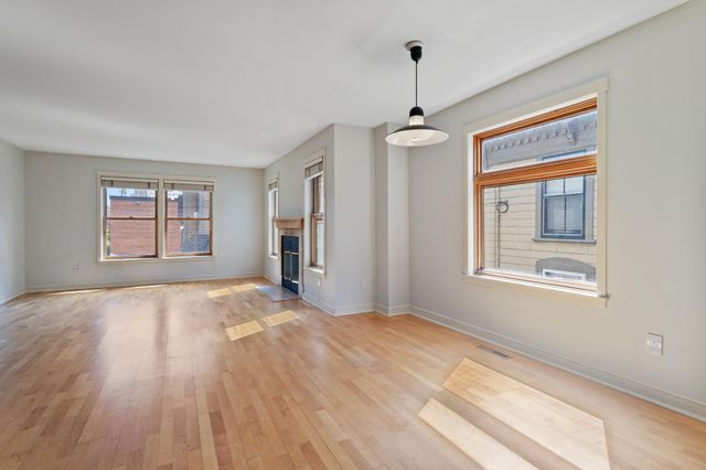 2321 Pillsbury Avenue S, Minneapolis, MN 55404