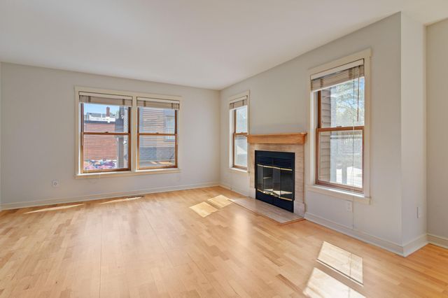 2321 Pillsbury Avenue S, Minneapolis, MN 55404