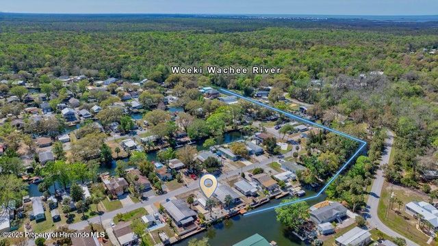 6448 W Richard Drive, Weeki Wachee, FL 34607