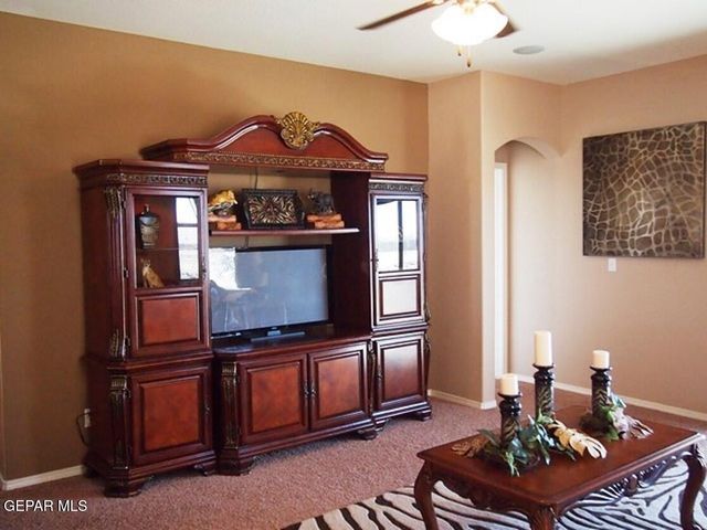 10704 Michael Irvin Street, El Paso, TX 79924