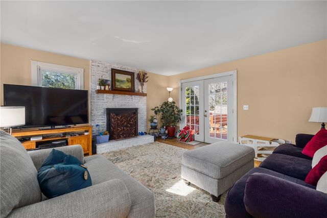 1059 East Shore Road, Jamestown, RI 02835