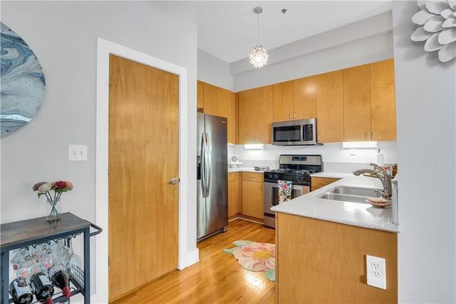 15 Waddell NE Street 204, Atlanta, GA 30307