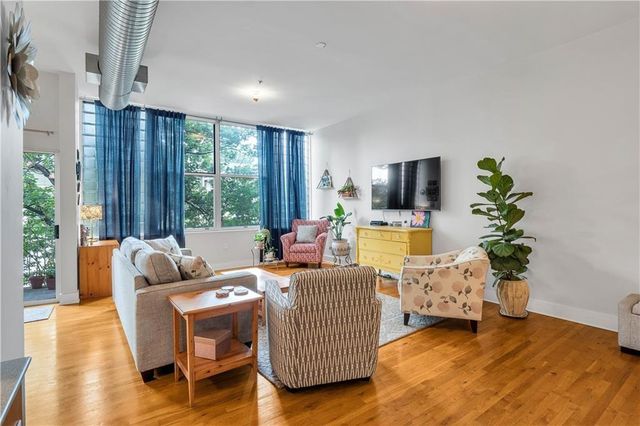 15 Waddell NE Street 204, Atlanta, GA 30307