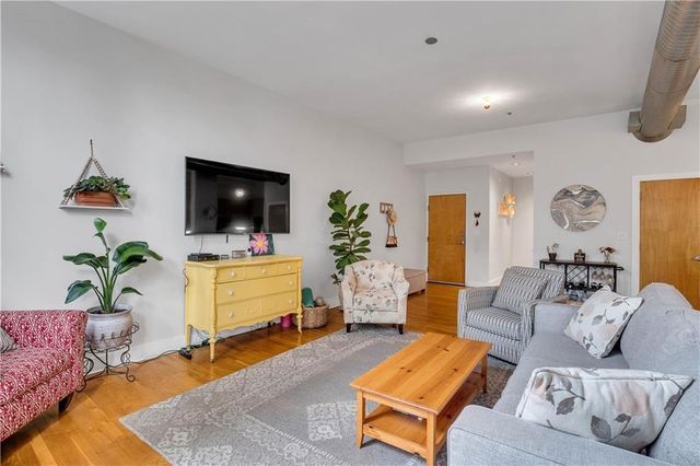 15 Waddell NE Street 204, Atlanta, GA 30307