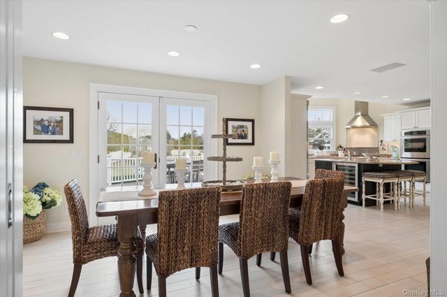 26 Odgen Lane, Quogue, NY 11959