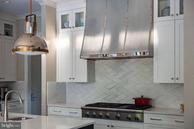 827 DOLLEY MADISON BLVD, Mclean, VA 22101