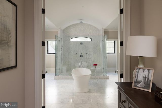 827 DOLLEY MADISON BLVD, Mclean, VA 22101