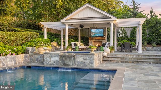 827 DOLLEY MADISON BLVD, Mclean, VA 22101