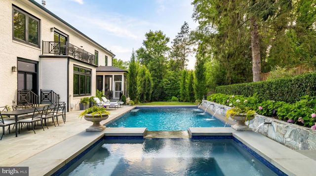827 DOLLEY MADISON BLVD, Mclean, VA 22101