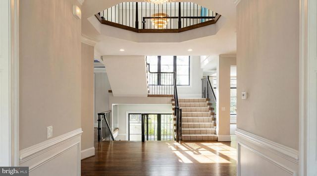 827 DOLLEY MADISON BLVD, Mclean, VA 22101