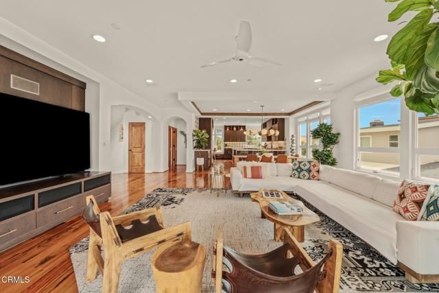 1158 Shelburn Lane, Ventura, CA 93001