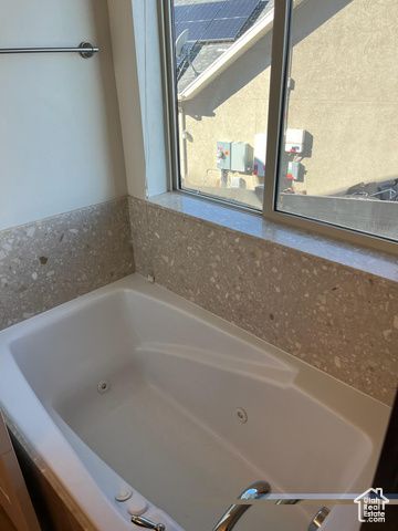 618 W REGENT GARDEN LN, Bluffdale, UT 84065