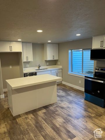 618 W REGENT GARDEN LN, Bluffdale, UT 84065