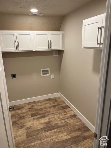 618 W REGENT GARDEN LN, Bluffdale, UT 84065