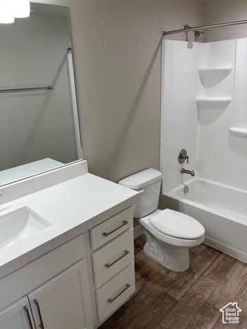 618 W REGENT GARDEN LN, Bluffdale, UT 84065