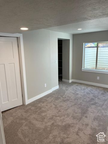 618 W REGENT GARDEN LN, Bluffdale, UT 84065