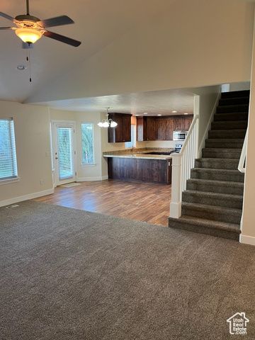 618 W REGENT GARDEN LN, Bluffdale, UT 84065