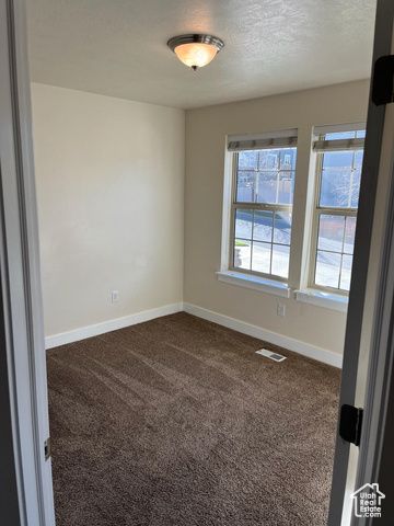 618 W REGENT GARDEN LN, Bluffdale, UT 84065