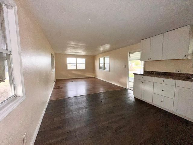 5011 OAK LANE, Haines City, FL 33844