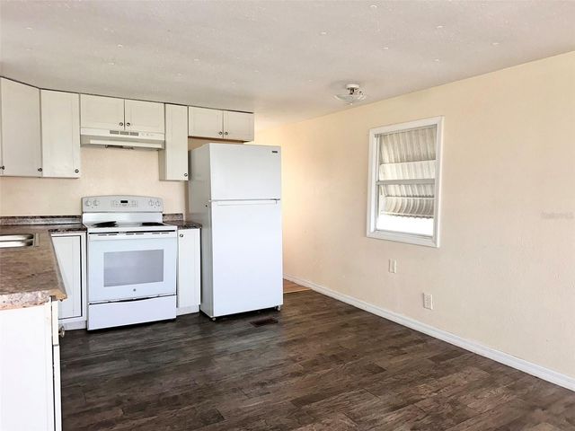 5011 OAK LANE, Haines City, FL 33844