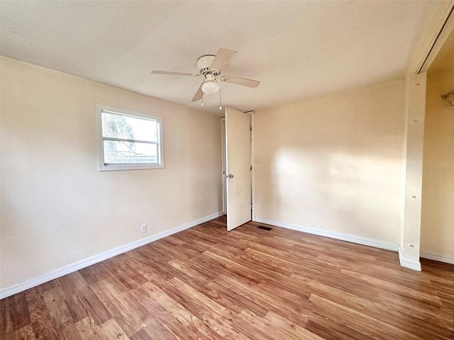 5011 OAK LANE, Haines City, FL 33844