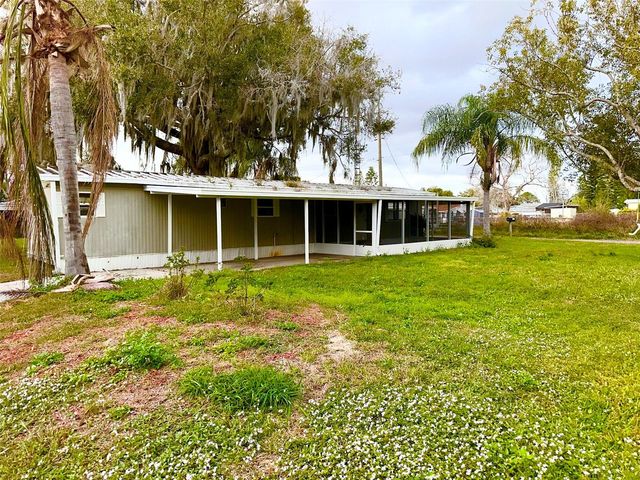 5011 OAK LANE, Haines City, FL 33844