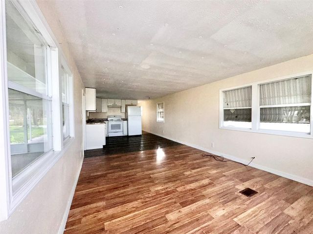 5011 OAK LANE, Haines City, FL 33844