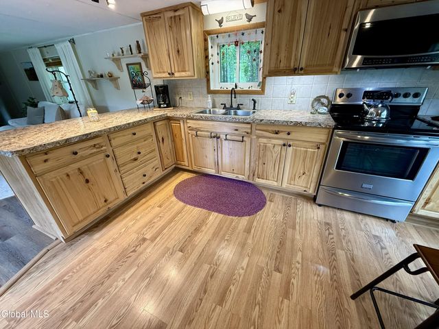 155 S Line Road, Providence, NY 12850