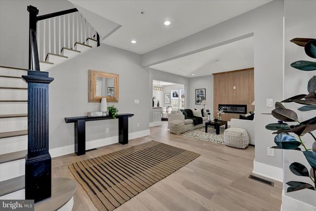 420 E MAIN ST, Westminster, MD 21157