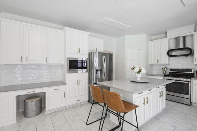 2717 Carmel Drive, Carrollton, TX 75006