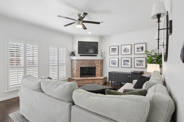 2717 Carmel Drive, Carrollton, TX 75006