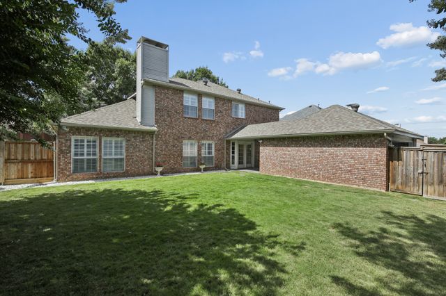 2717 Carmel Drive, Carrollton, TX 75006