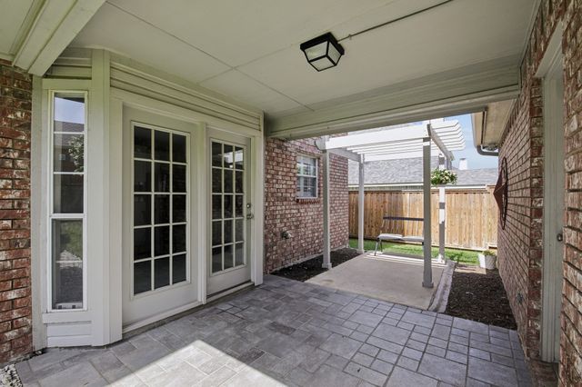 2717 Carmel Drive, Carrollton, TX 75006